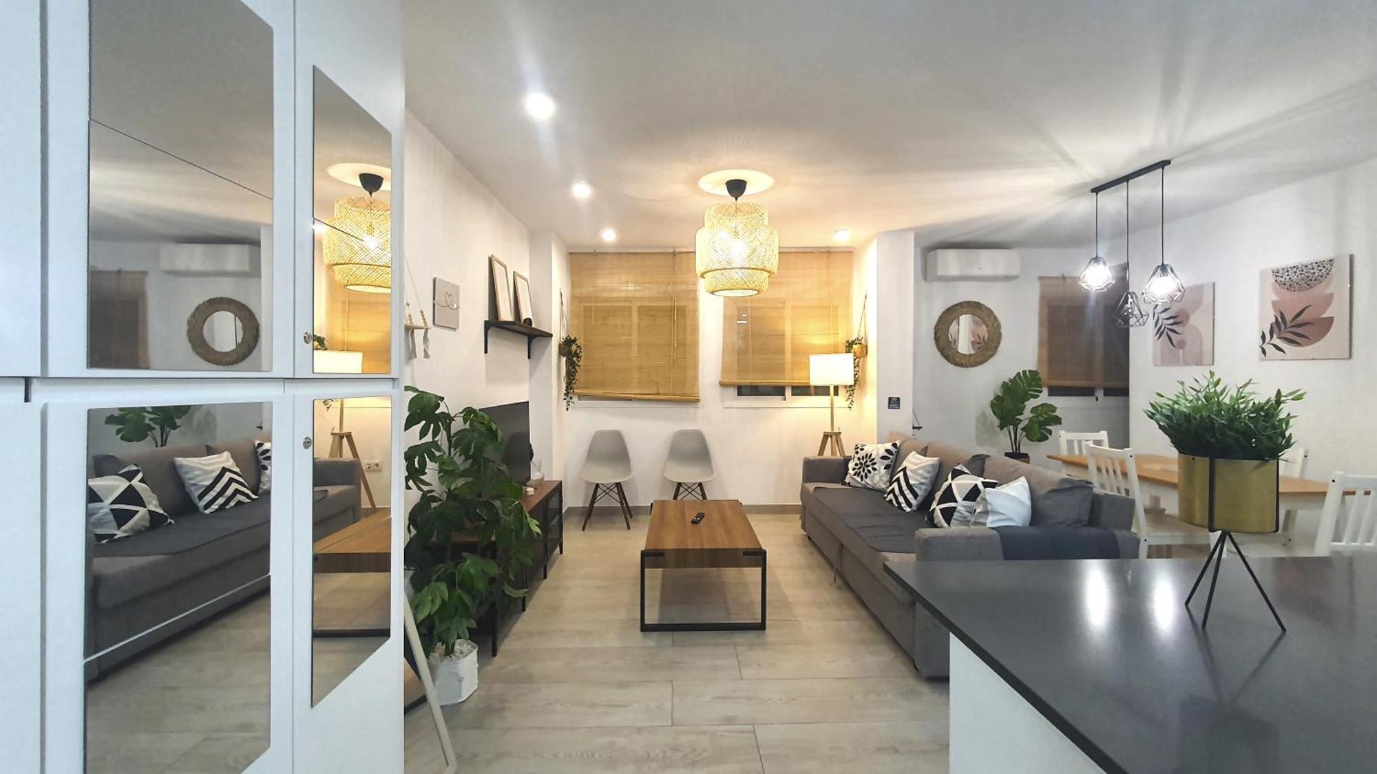 5 De 2 Y Metro Apartamento